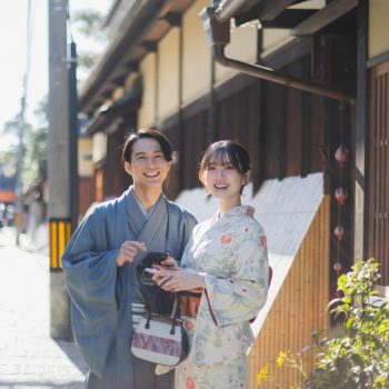 [Kyoto Date] Kimono Rental for Couples! Find the perfect retro kimono from a wide selection just for you.